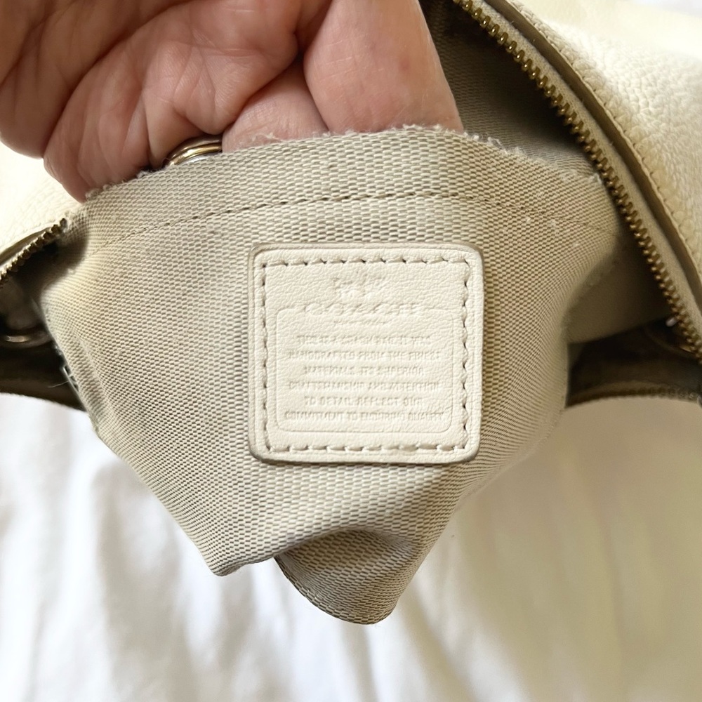 Vintage Coach Cream × Gold Slim Leather Shoulder Bag Fair condition - Picture 12 of 12